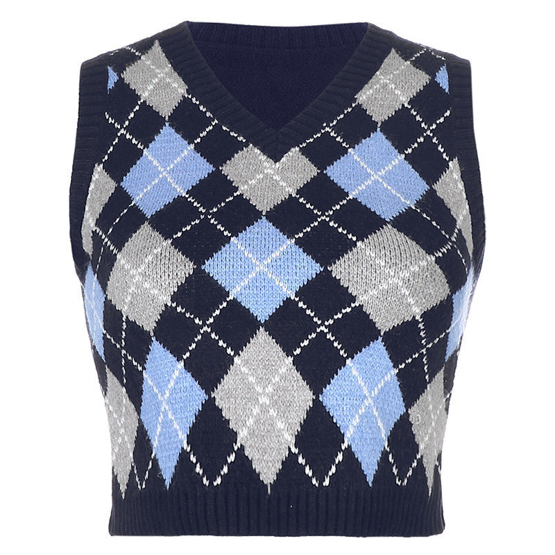 Women's sleeveless short knitted vest with diamond pattern and V-neck Mune Fashion