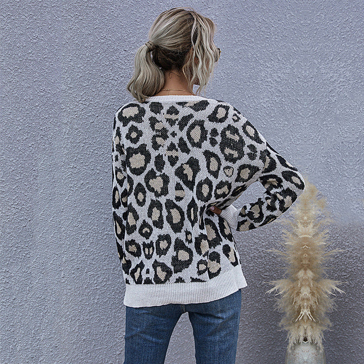 Women's Chunky Knit V-Neck Sweater with Oversized Silhouette and Statement Leopard Print