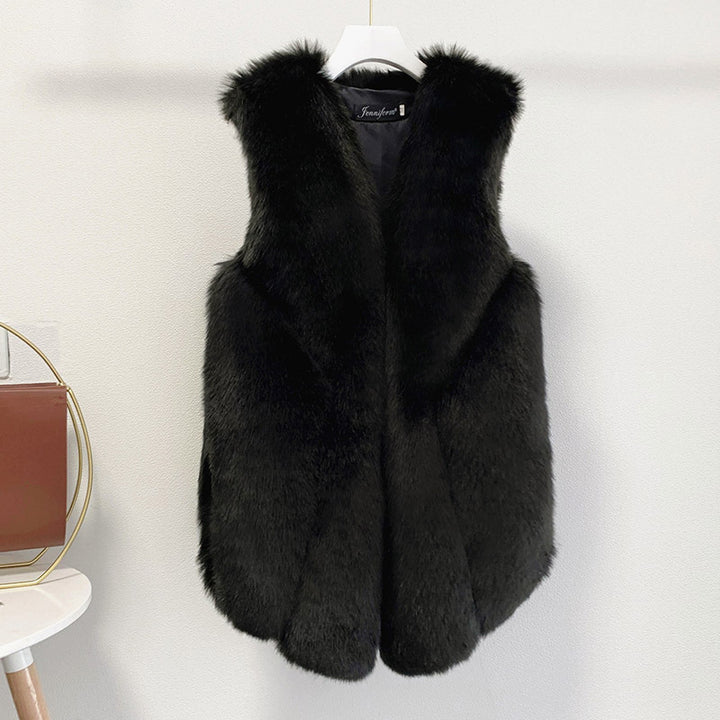 Ladies faux fur vest with long pile fur, waist-length A-line and padded inner finish Mune Fashion