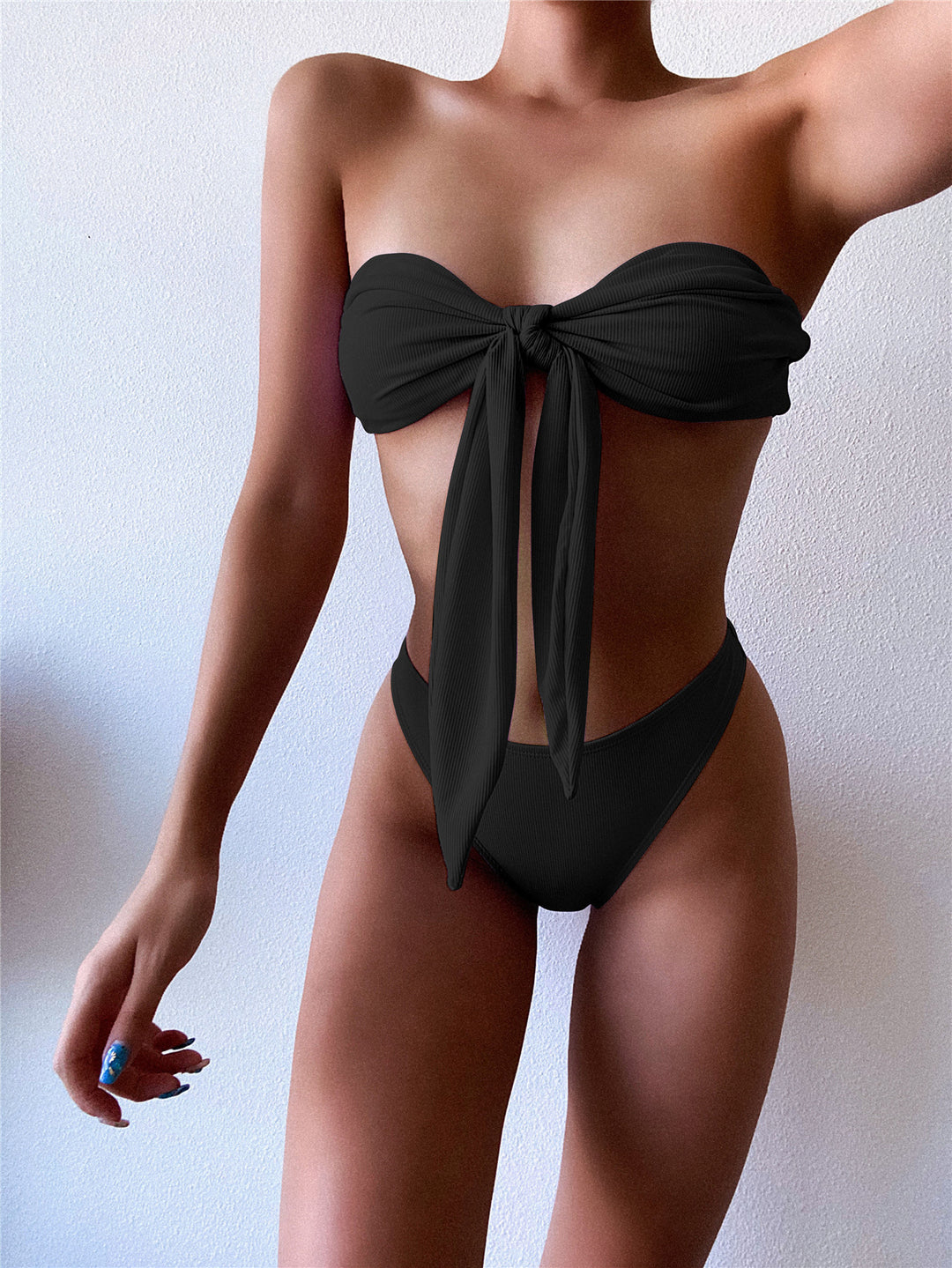 Women’s bandeau bikini with bow detail Mune Fashion