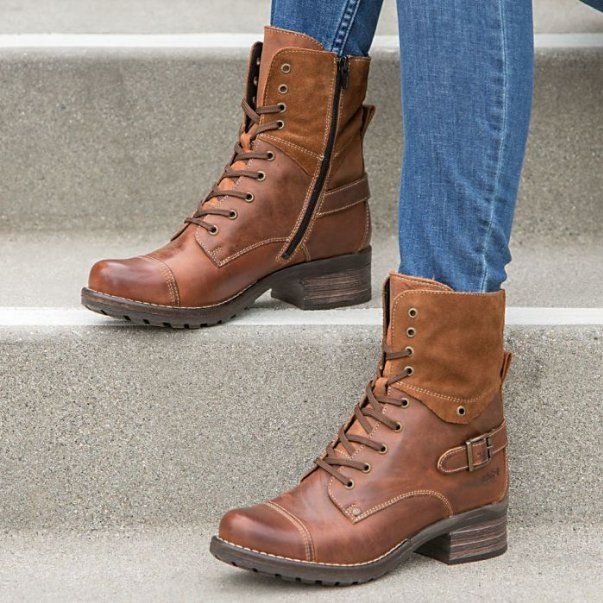 Women ankle-high lace-up boots with suede collar, decorative buckle and cushioning tread sole Mune Fashion