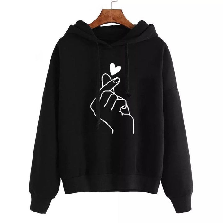 Women Oversized Hoodie with Finger Heart Print and Drawstring Mune Fashion