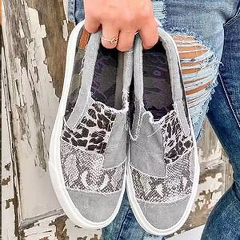Women's fashionable Slip-On Sneakers with different animal patterns Mune Fashion