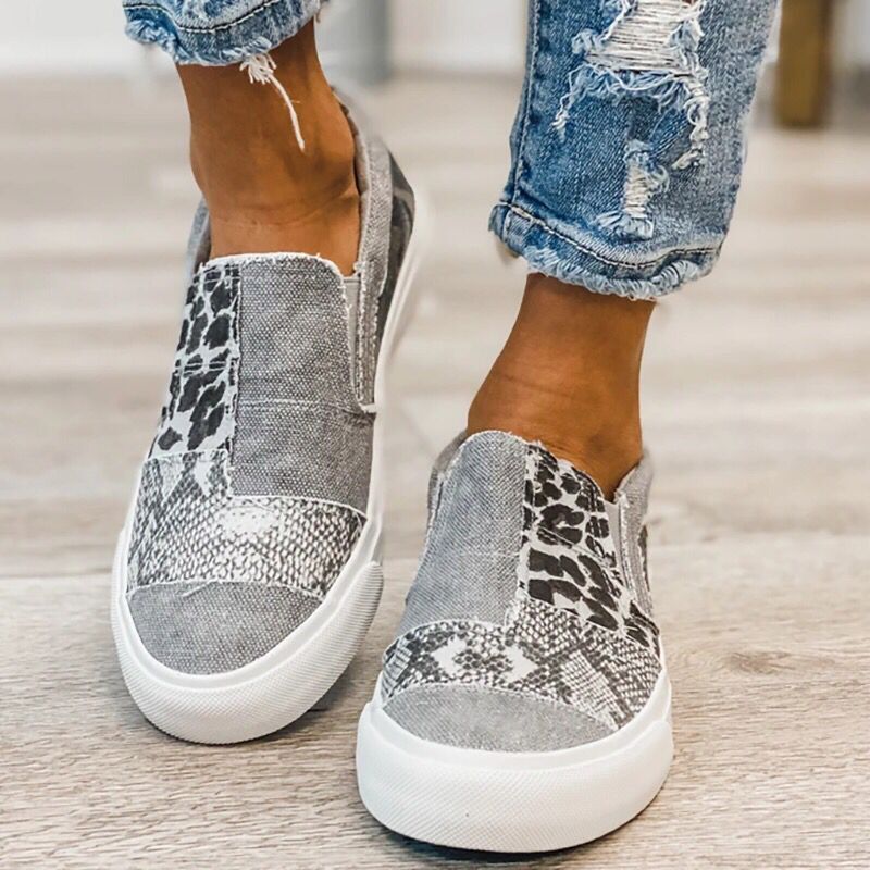 Women's fashionable Slip-On Sneakers with different animal patterns Mune Fashion