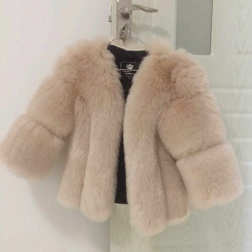 Women Fluffy Faux Fur Coat with Wide Cut Sleeves Mune