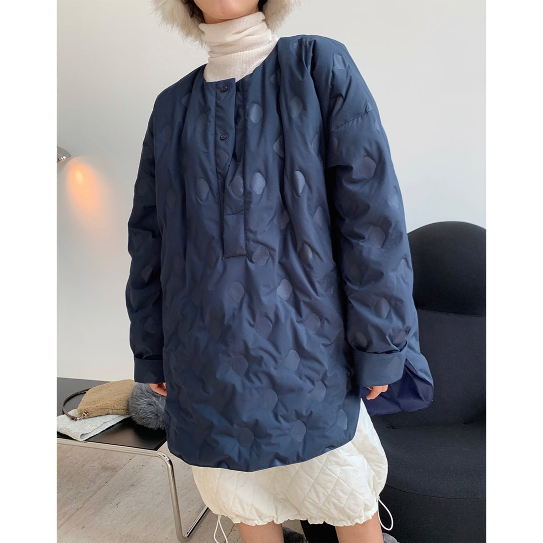 Women’s Oversized Quilted Jacket Without Collar with Round Neckline and Light Padding Mune Fashion
