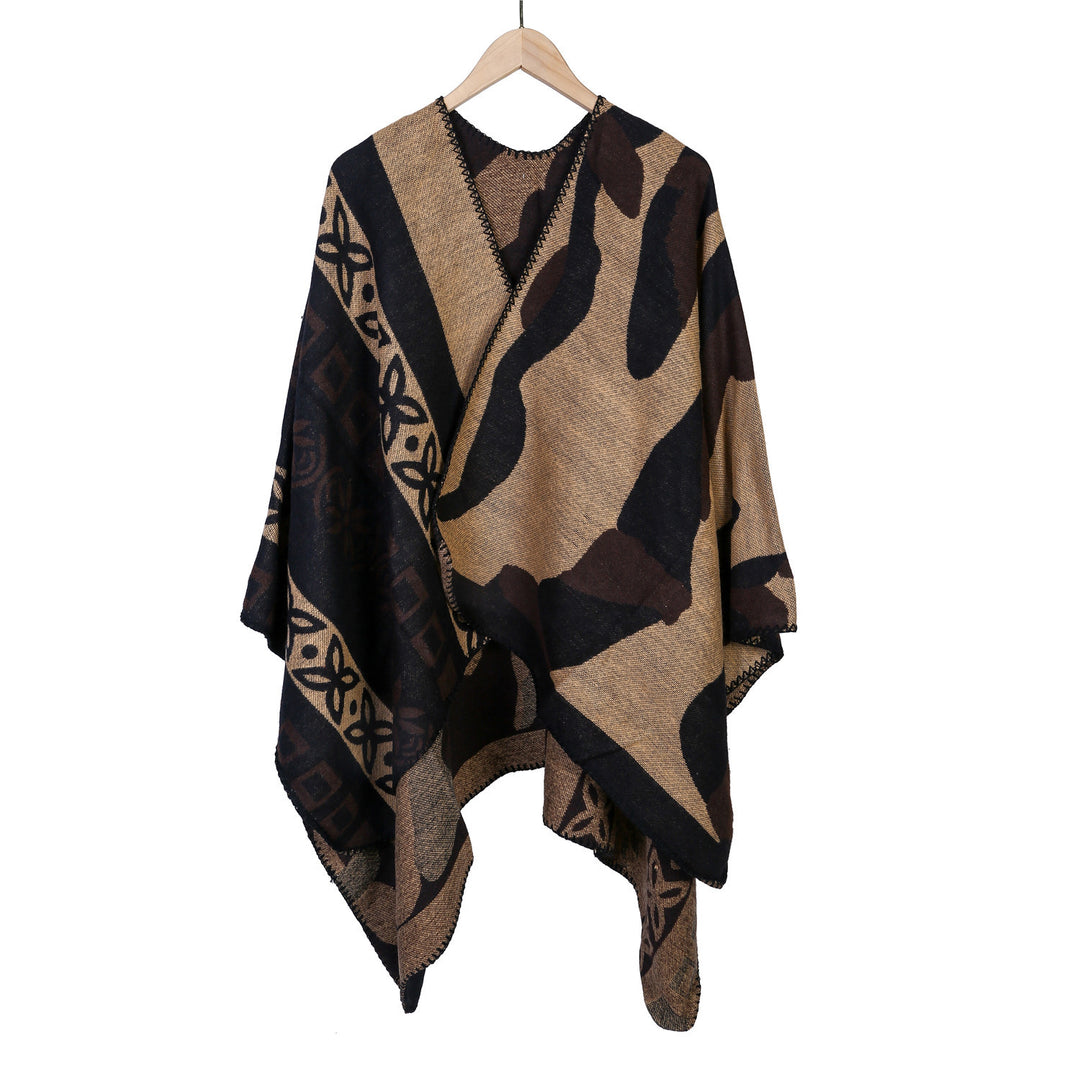 Women's jacquard knit ruana in oversized fit with graphic pattern Mune Fashion