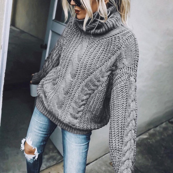 Women nan Oversized knitted sweater with chunky cable pattern and roll neck Mune Fashion