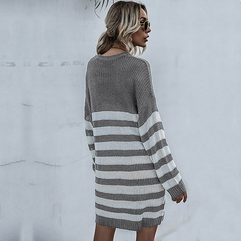 Women's oversized knit dress with block stripes and ribbed hem Mune Fashion