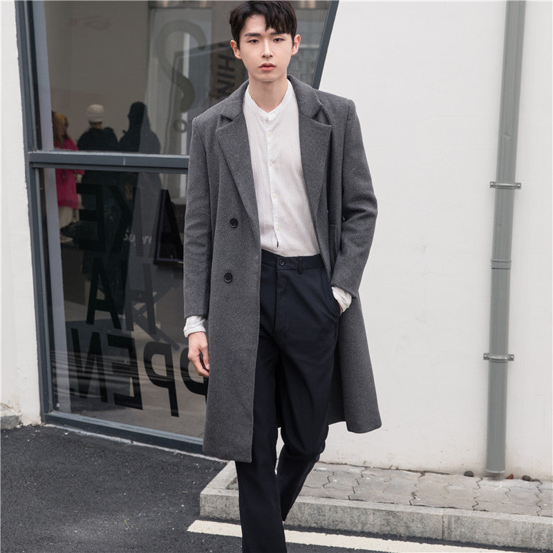 Men's long coat made of wool blend with lapel collar and discreet button placket Mune Fashion