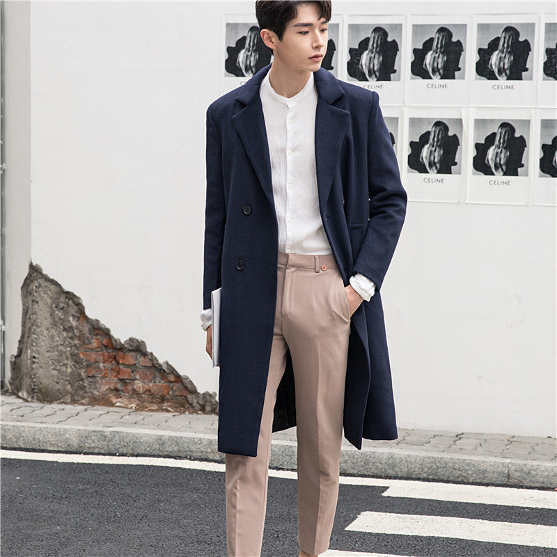 Men's long coat made of wool blend with lapel collar and discreet button placket Mune Fashion
