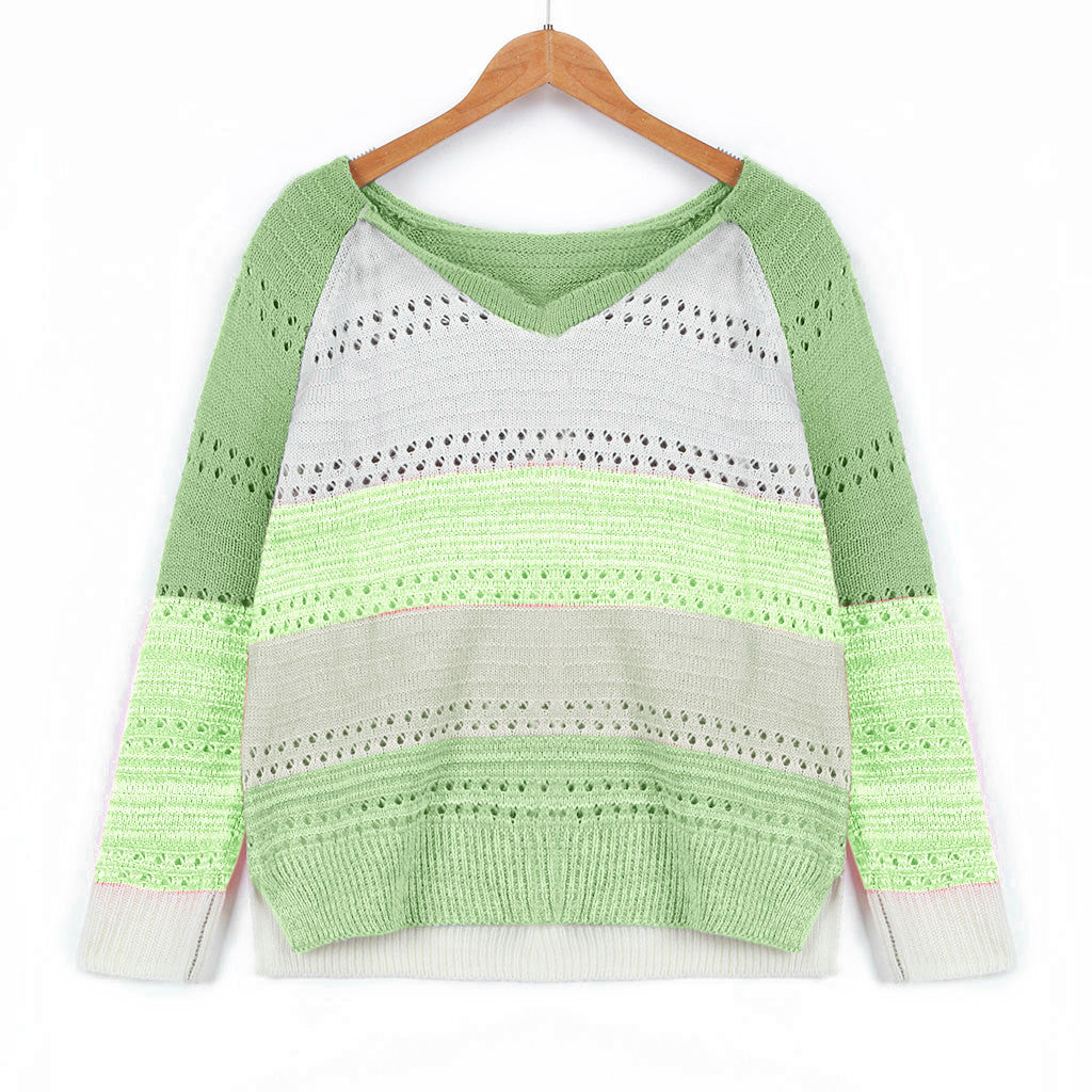 Women's knit sweater with V-neck, loose oversized fit and openwork pattern Mune Fashion