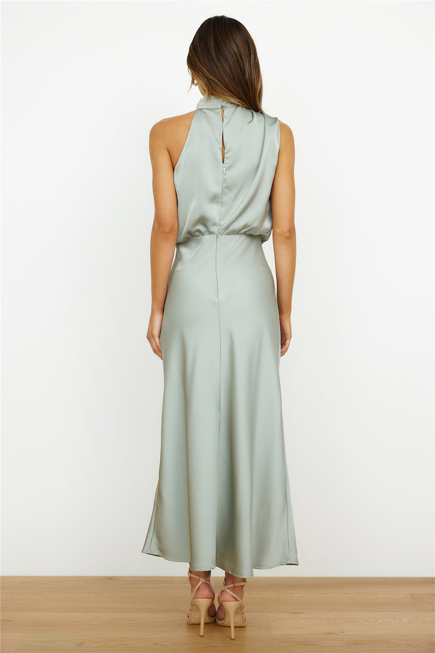 Mune | Elegant midi dress with asymmetrical round neck