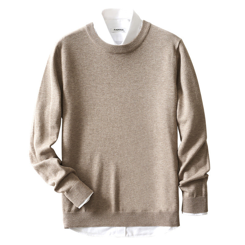 Men's fine round neck sweater made of lightweight fine knit with narrow cuffs