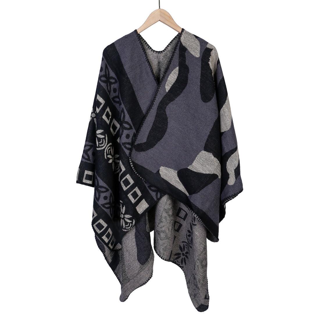 Women's jacquard knit ruana in oversized fit with graphic pattern Mune Fashion