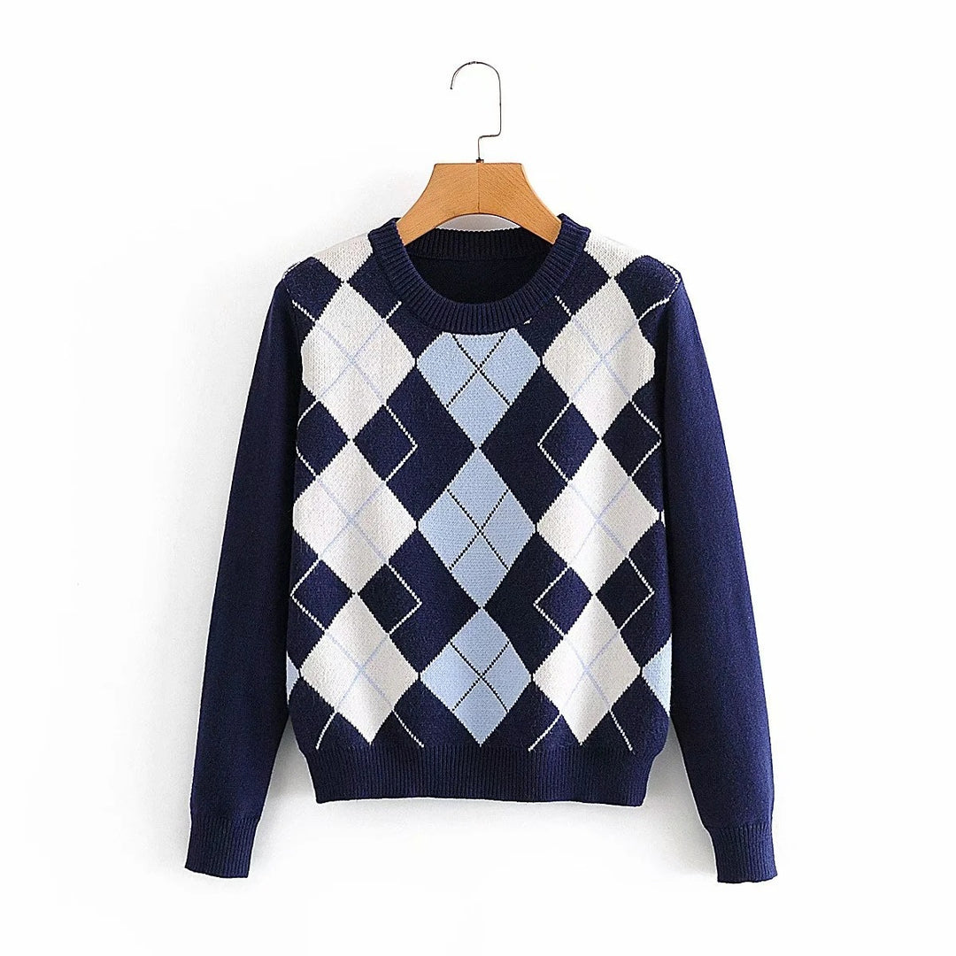 Women’s Argyle Knit Sweater with Round Neck and Ribbed Hem Mune Fashion