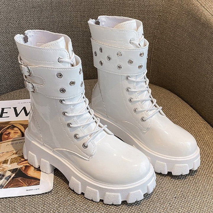 Women's glossy patent combat boots with chunky tractor sole, double straps and metallic eyelets Mune Fashion
