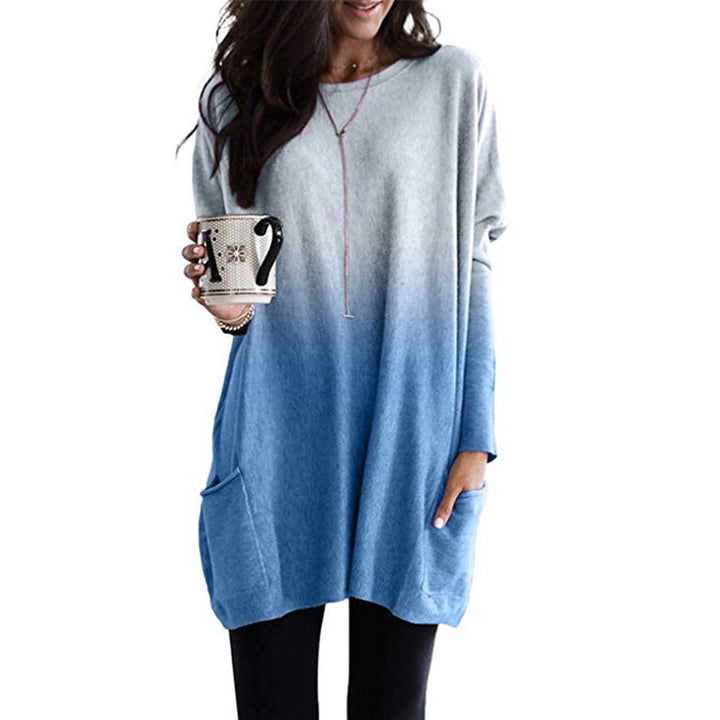 Women's oversized ombre knitted tunic with side insert pockets and round neckline Mune Fashion