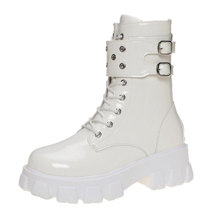 Women's glossy patent combat boots with chunky tractor sole, double straps and metallic eyelets Mune Fashion