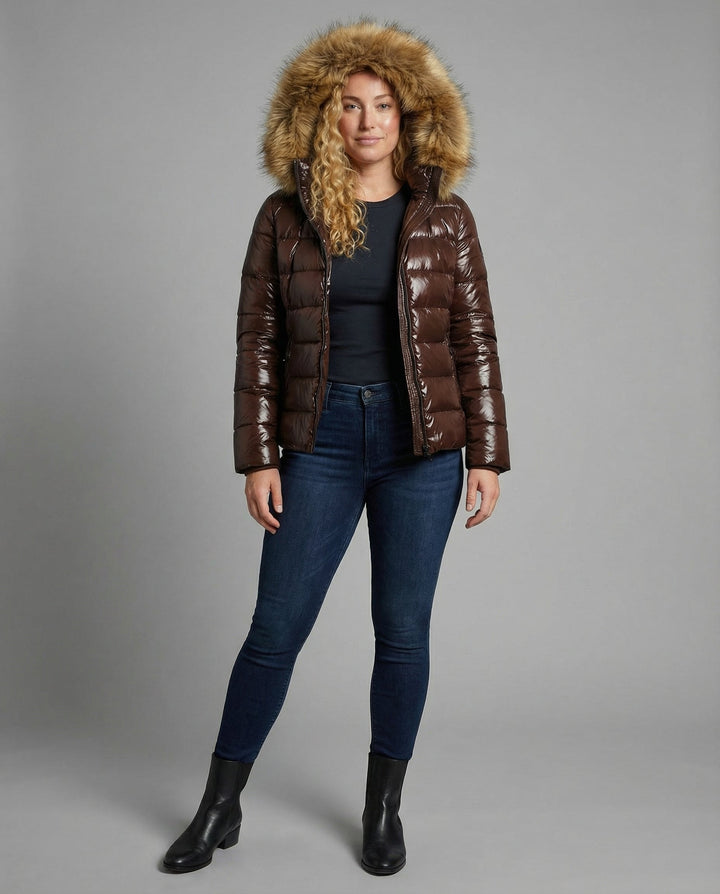 Women's quilted jacket with faux fur collar
