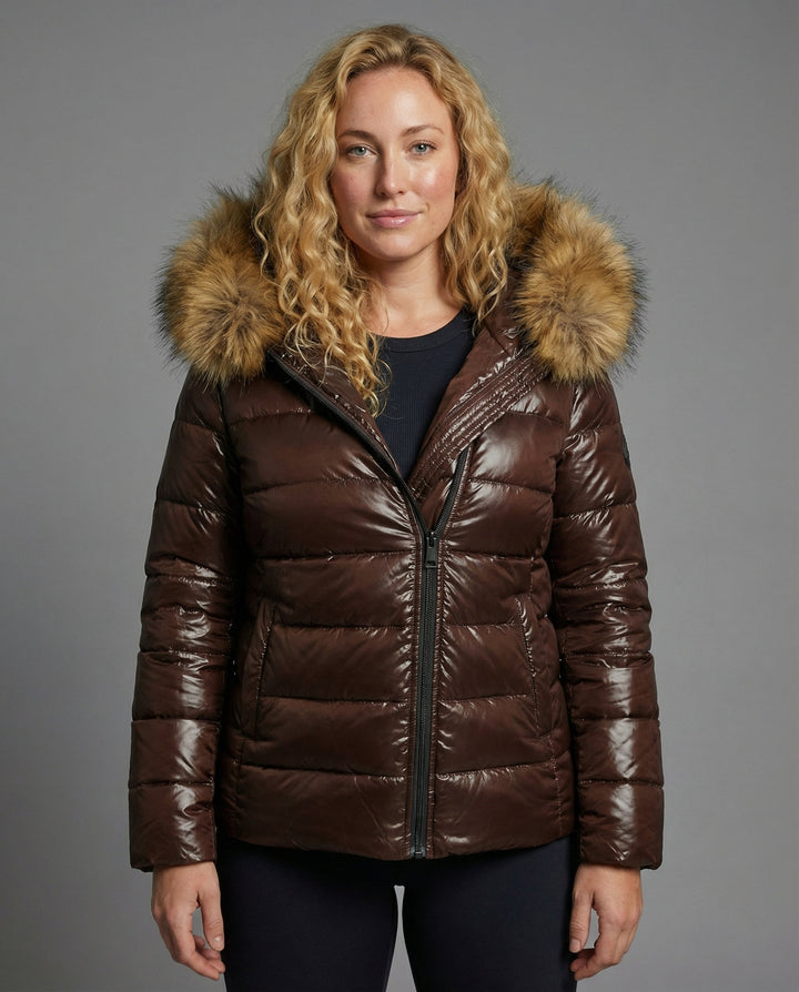 Women's quilted jacket with faux fur collar