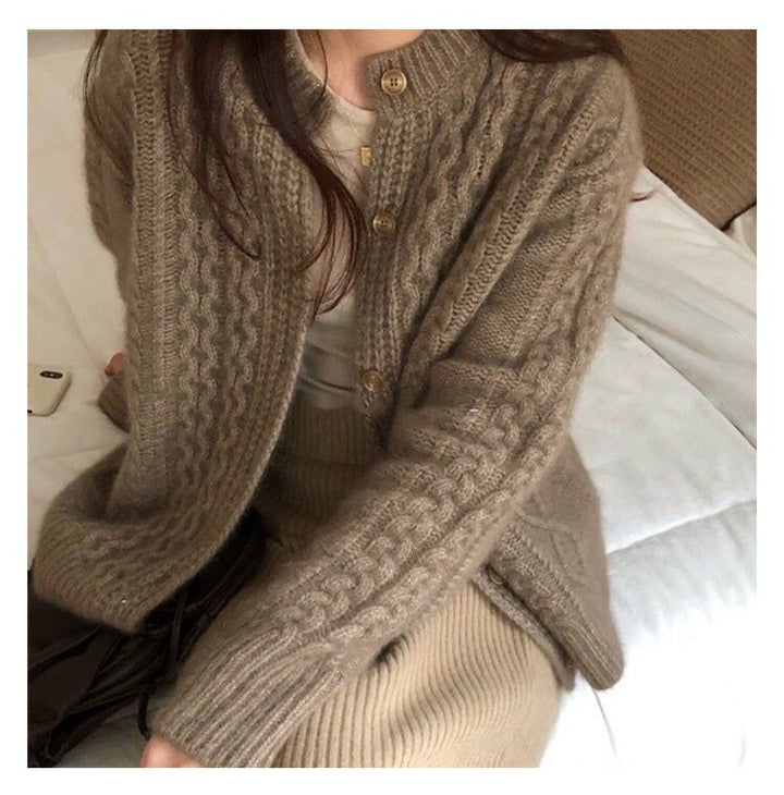 Women's Cozy Cable Knit Cardigan in Mohair Look with Ribbed Hem and Decorative Buttons Mune Fashion