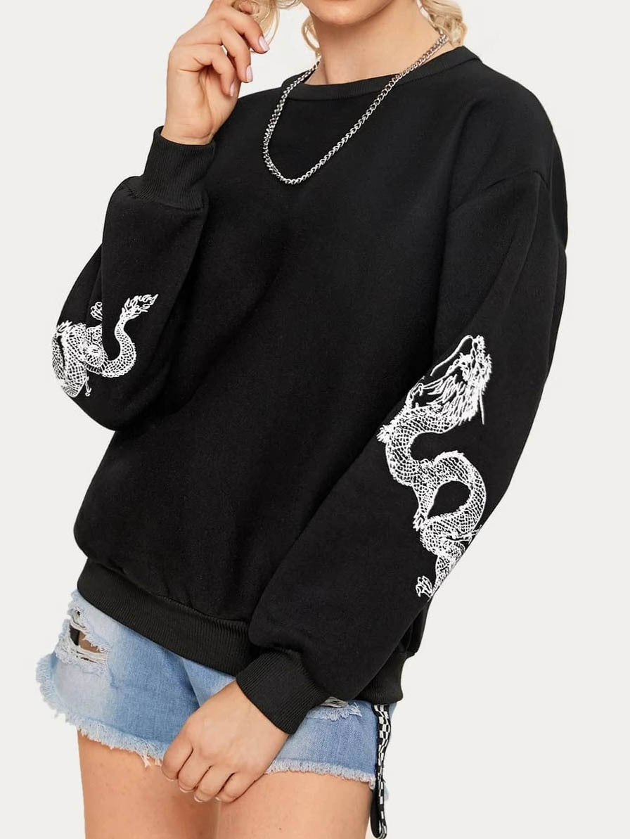 Women's Oversize Sweatshirt with Dragon Print on Sleeves and Round Neckline Mune Fashion