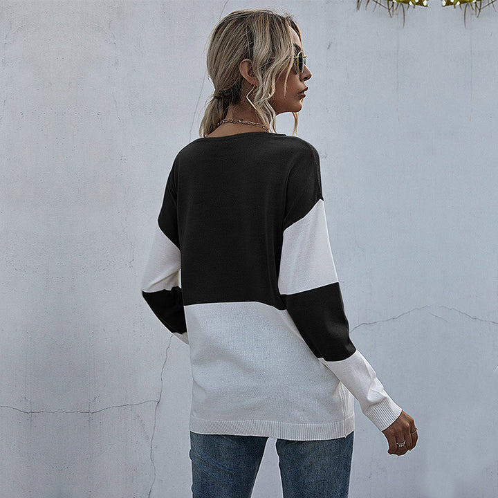 Women's Loose Knit Sweater in Block Pattern with V-Lace Detail Mune Fashion