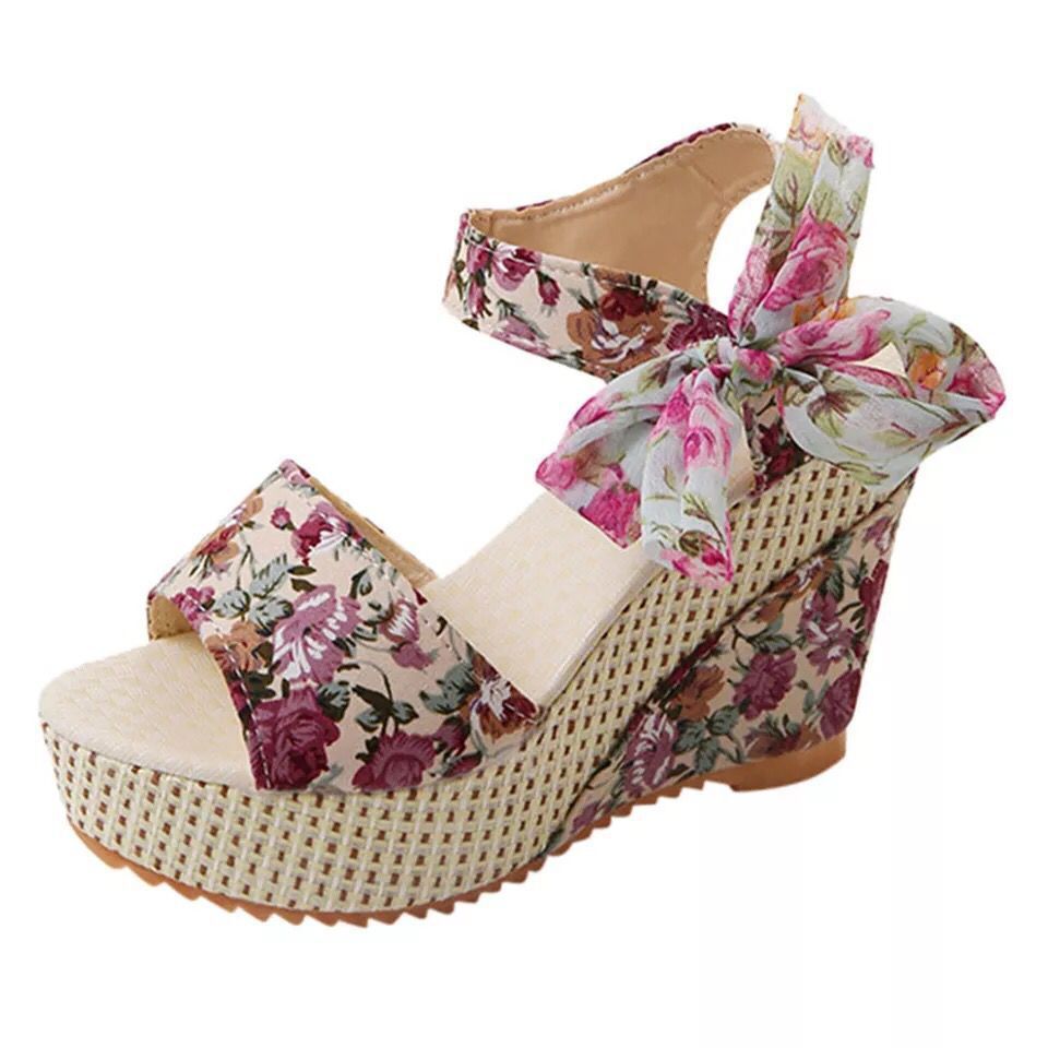 Ladies' romantic lace wedge sandals with jute platform and decorative bow Mune Fashion