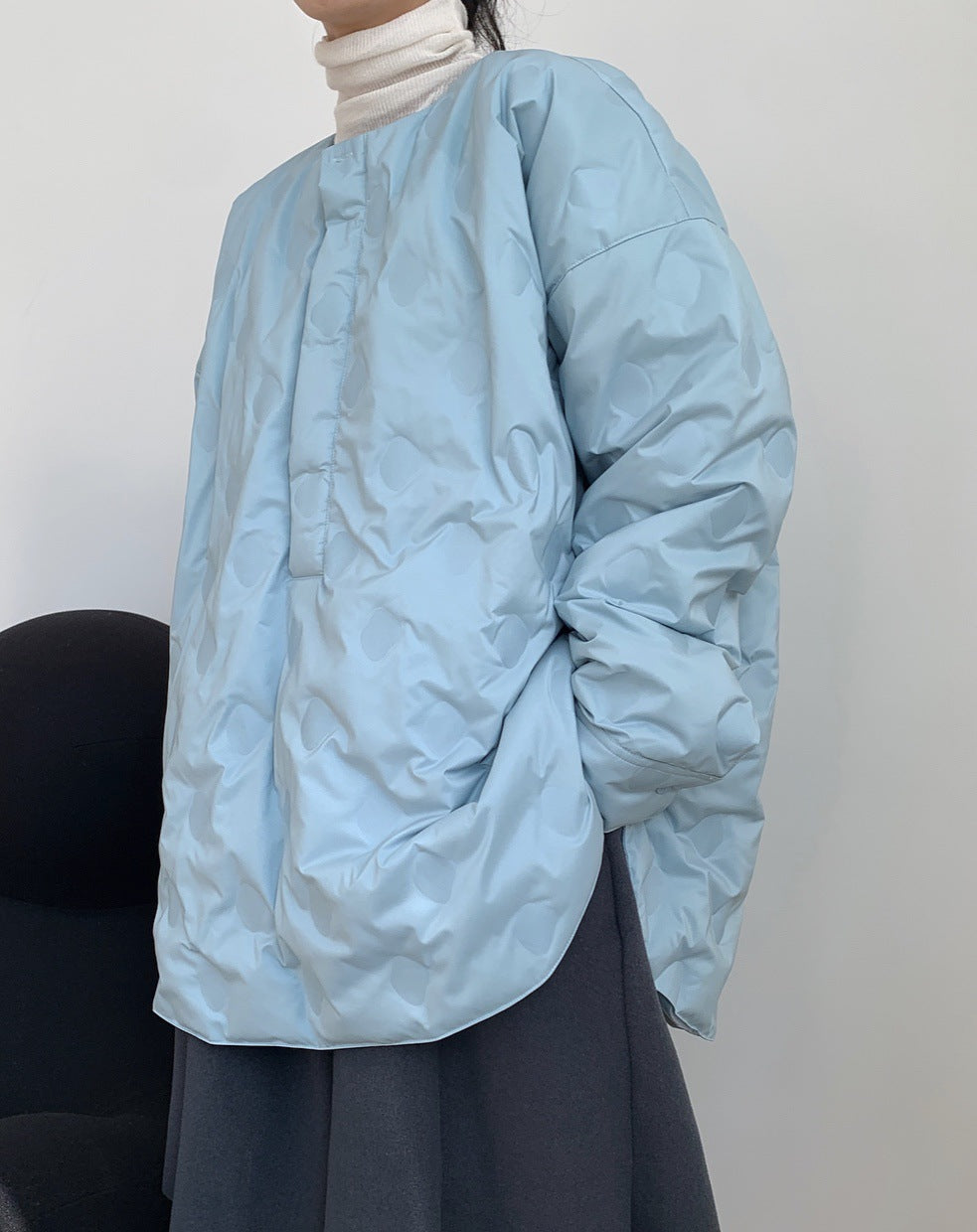 Women’s Oversized Quilted Jacket Without Collar with Round Neckline and Light Padding Mune Fashion