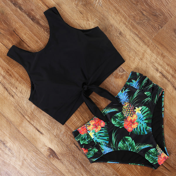 Women's Sporty Bikini Set with Fashionable Crop Top and High-Waisted Brief Mune Fashion
