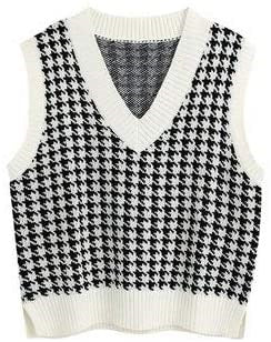 Women’s knit vest with houndstooth pattern, V-neck and ribbed hem Mune Fashion