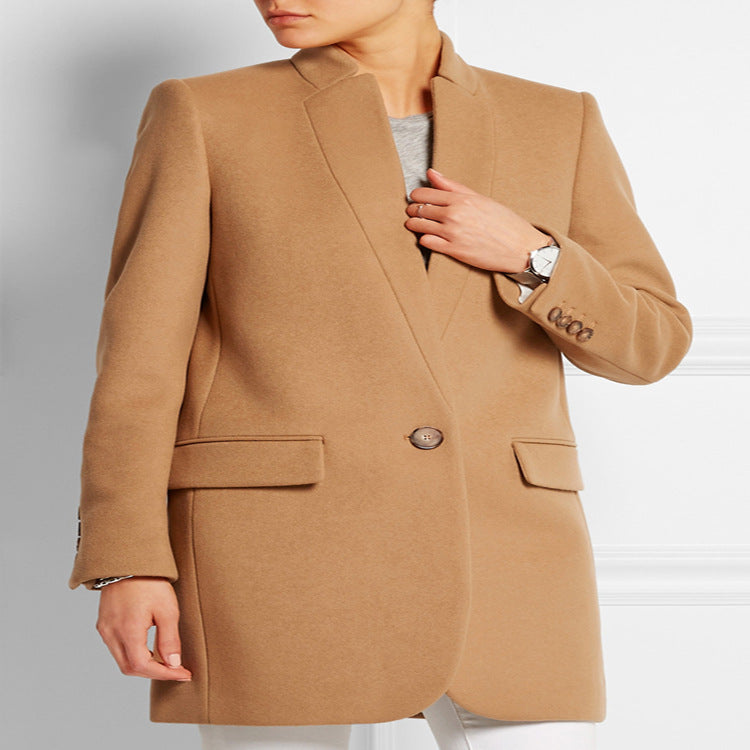 Women's mid-length structured long blazer coat with narrow stand-up collar and flap pockets Mune Fashion