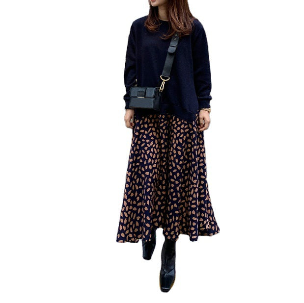 Women's casual layered dress with sweatshirt top and printed midi skirt Mune Fashion