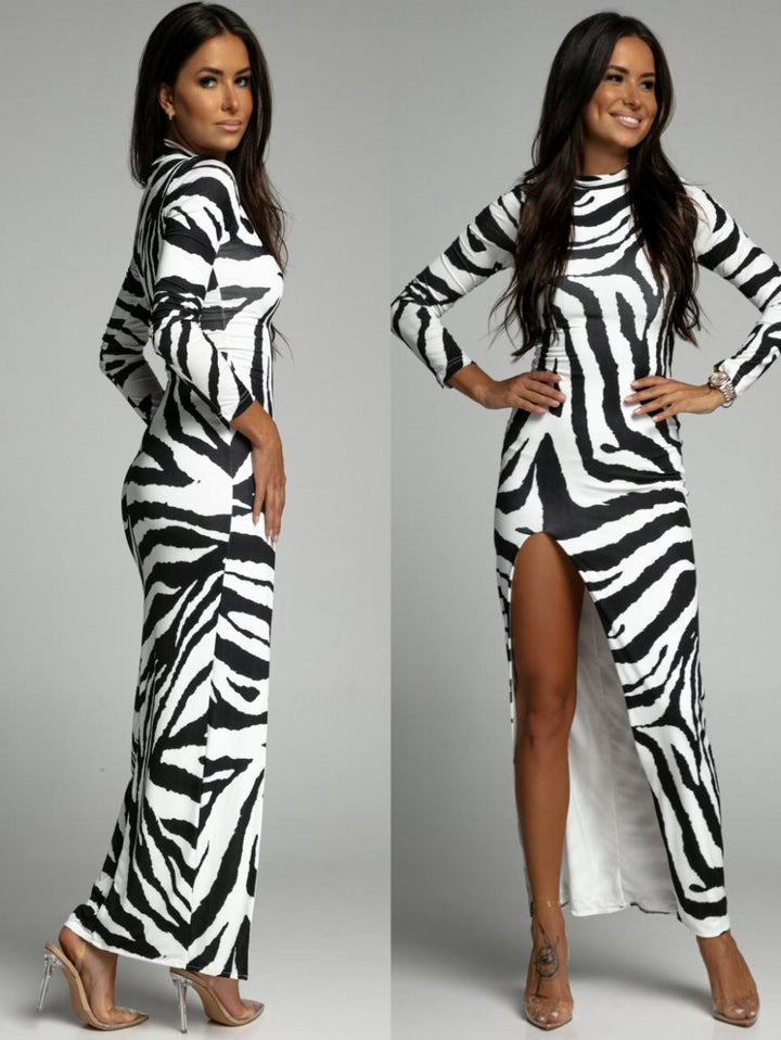 Mune | New slim dress Long sleeve dress in a trendy color
