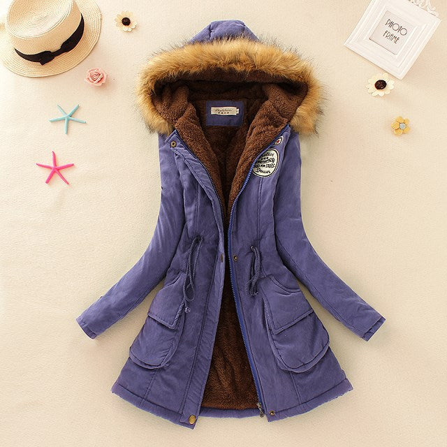 Women's winter parka with cozy teddy lining, tailored drawstring and detachable hood Mune Fashion