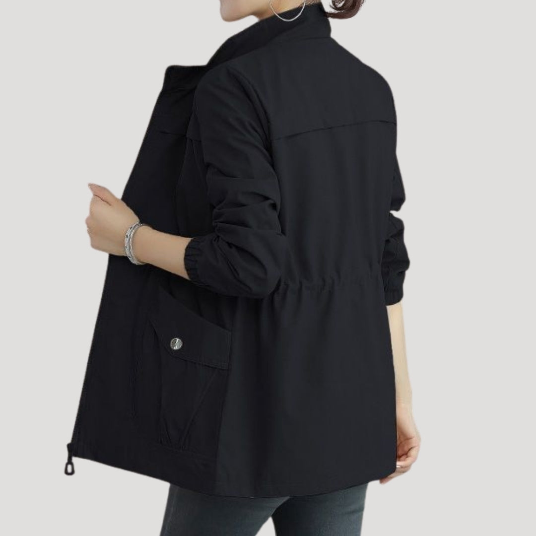 Mune | Women's waterproof lightweight spring windbreaker