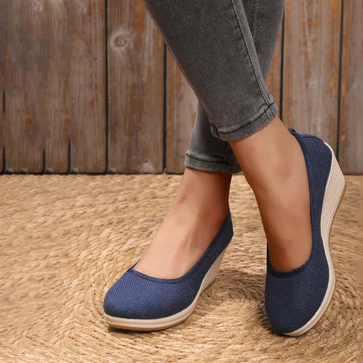 Casual wedge shoes