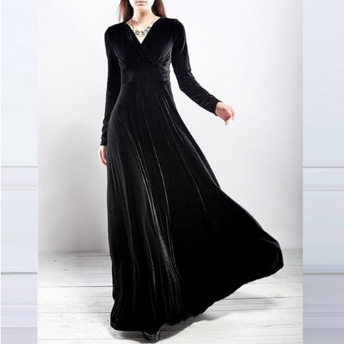 Mune | Glamorous Chic Dress With Reinforced V Neck