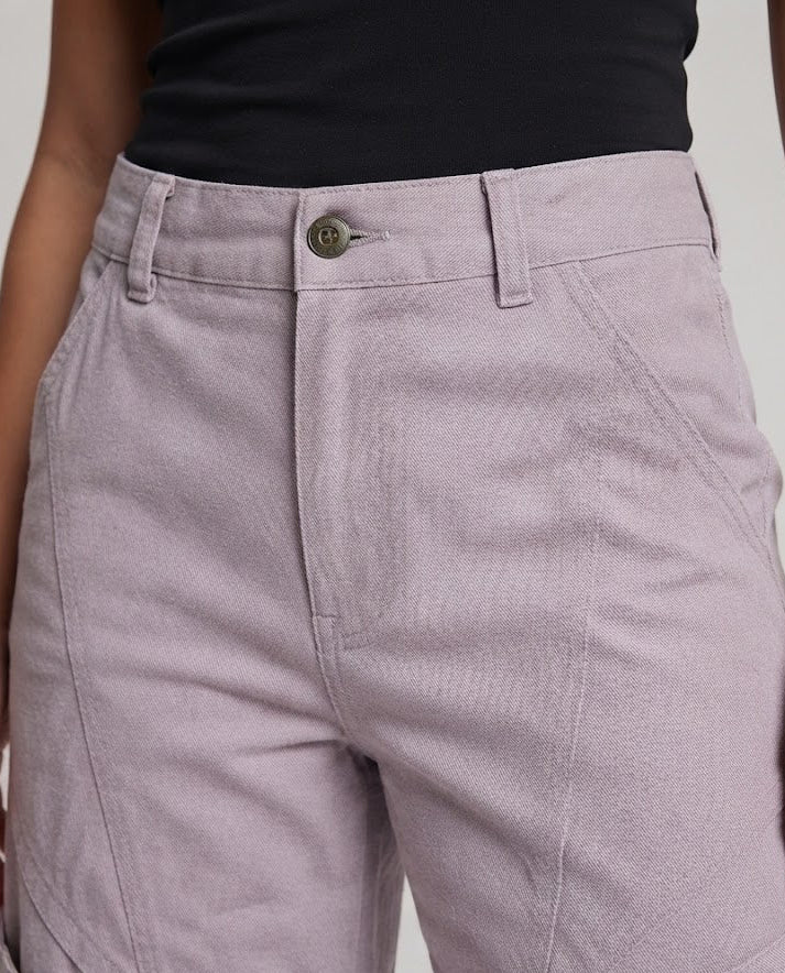 Women's loose-fitting utilitarian trousers with decorative seam panels and cargo pockets Mune Fashion