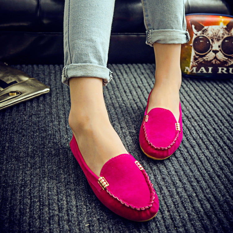 Ladies' elegant suede moccasins with cushioned insole and metallic decorative application Mune Fashion