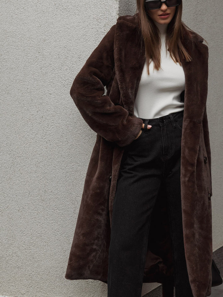 Mune | Long Coat with Elegant Shape