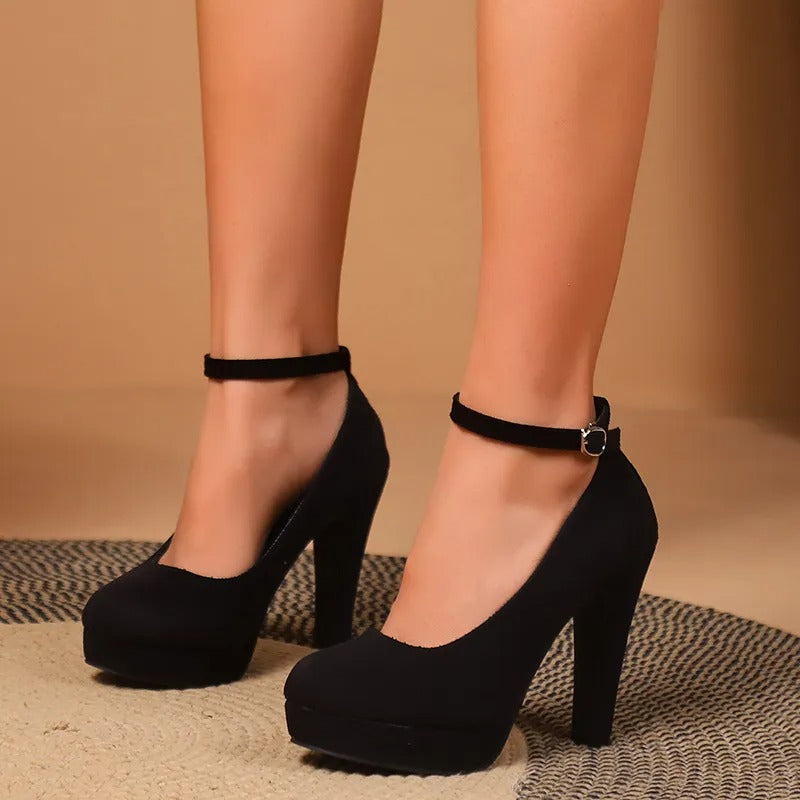 Mune Fashion | Elegant and Seductive High Heeled Shoes