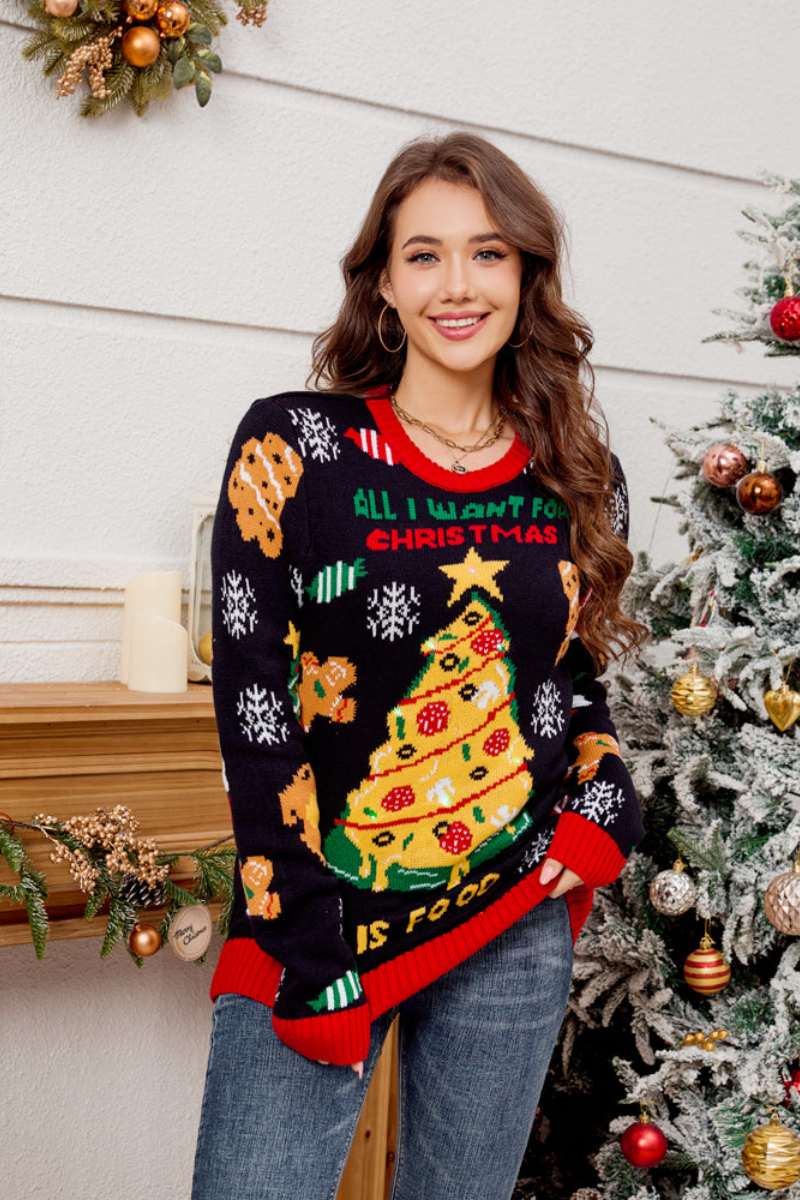 Mune | Casual Crew Neck Sweater with Embroidered Christmas Tree