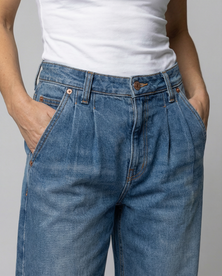 Comfortable Fit Women's Jeans