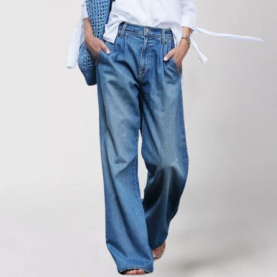 Comfortable wide-cut women's jeans