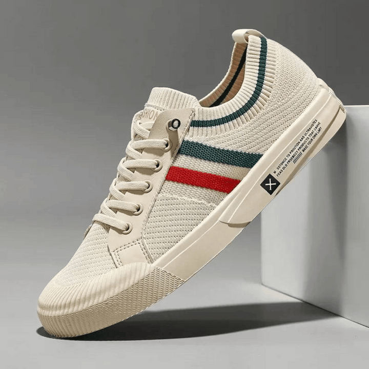 Breathable men's sneakers