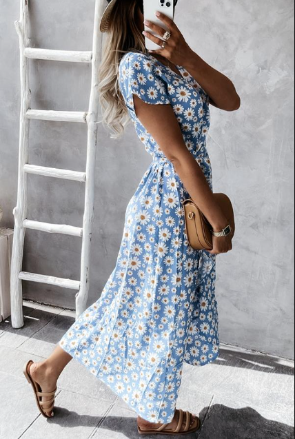 Loved By You Midi dress with daisy pattern