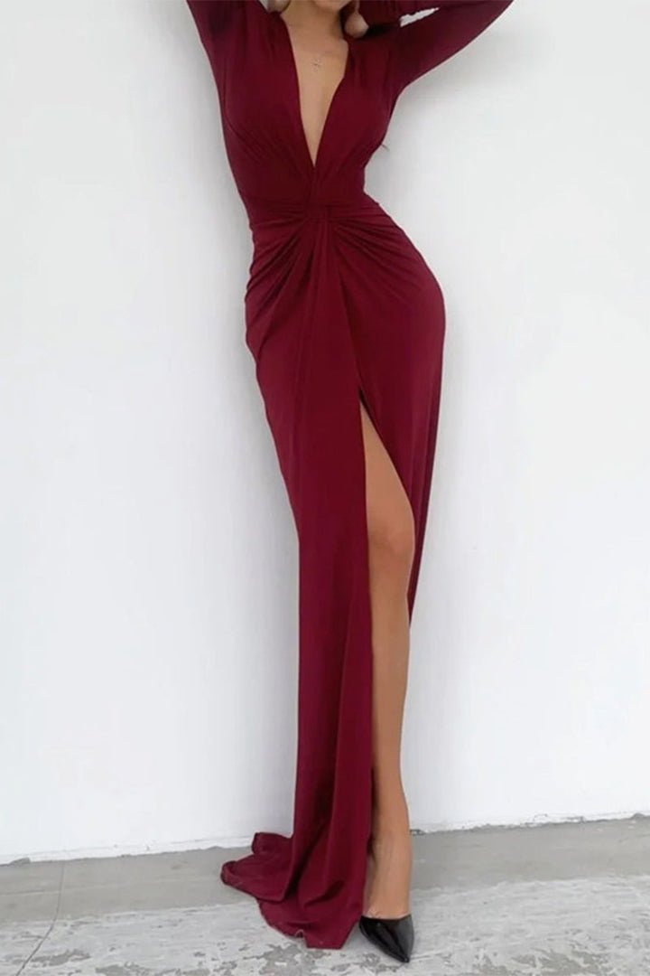 Mune | Elegant dress with V-neck and pleated cut