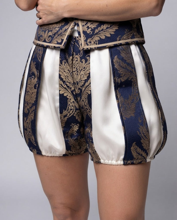 Ladies Pompous Shorts with Elegant Pattern and Elastic Waist Mune Fashion